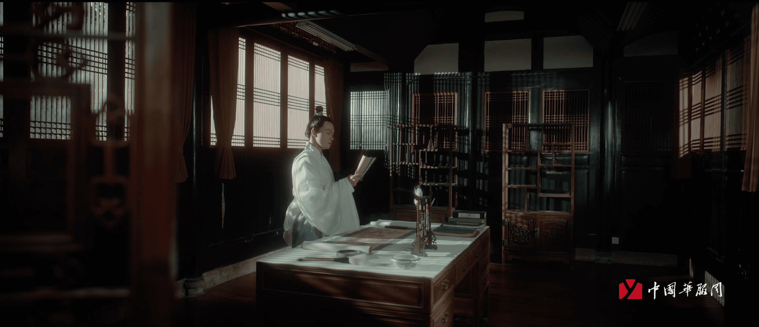 共青团《华服周》 still 2