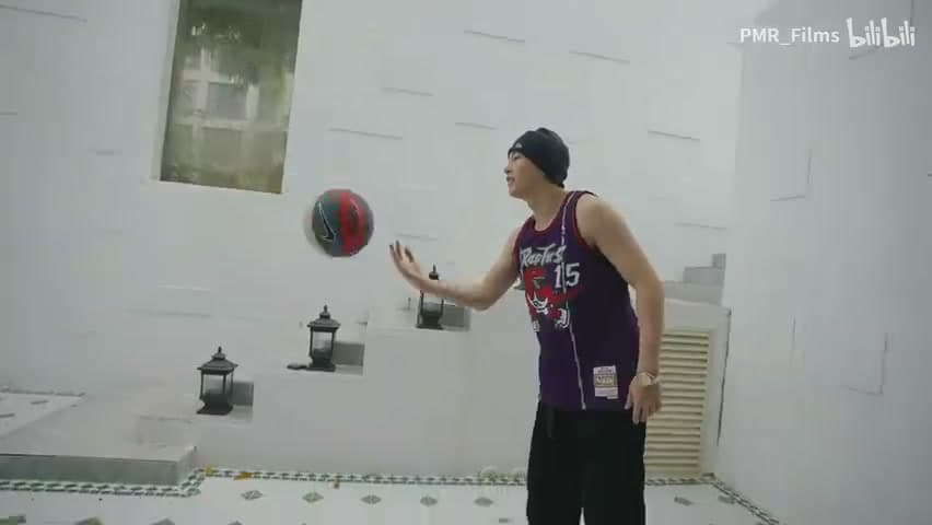 白景屿BrAnTB《GHETTO IDOL》 footage 14