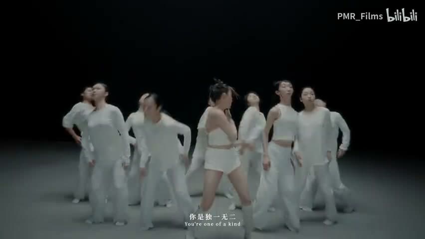 VAVA《独一无二》 footage 24