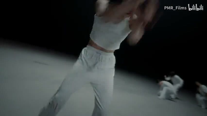 VAVA《独一无二》 footage 26