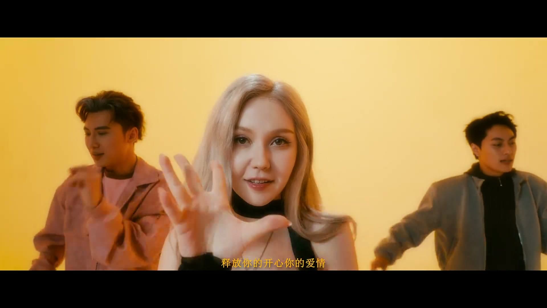 卡捷琳娜·凯丽《快爱》丨Dir Cut footage 29