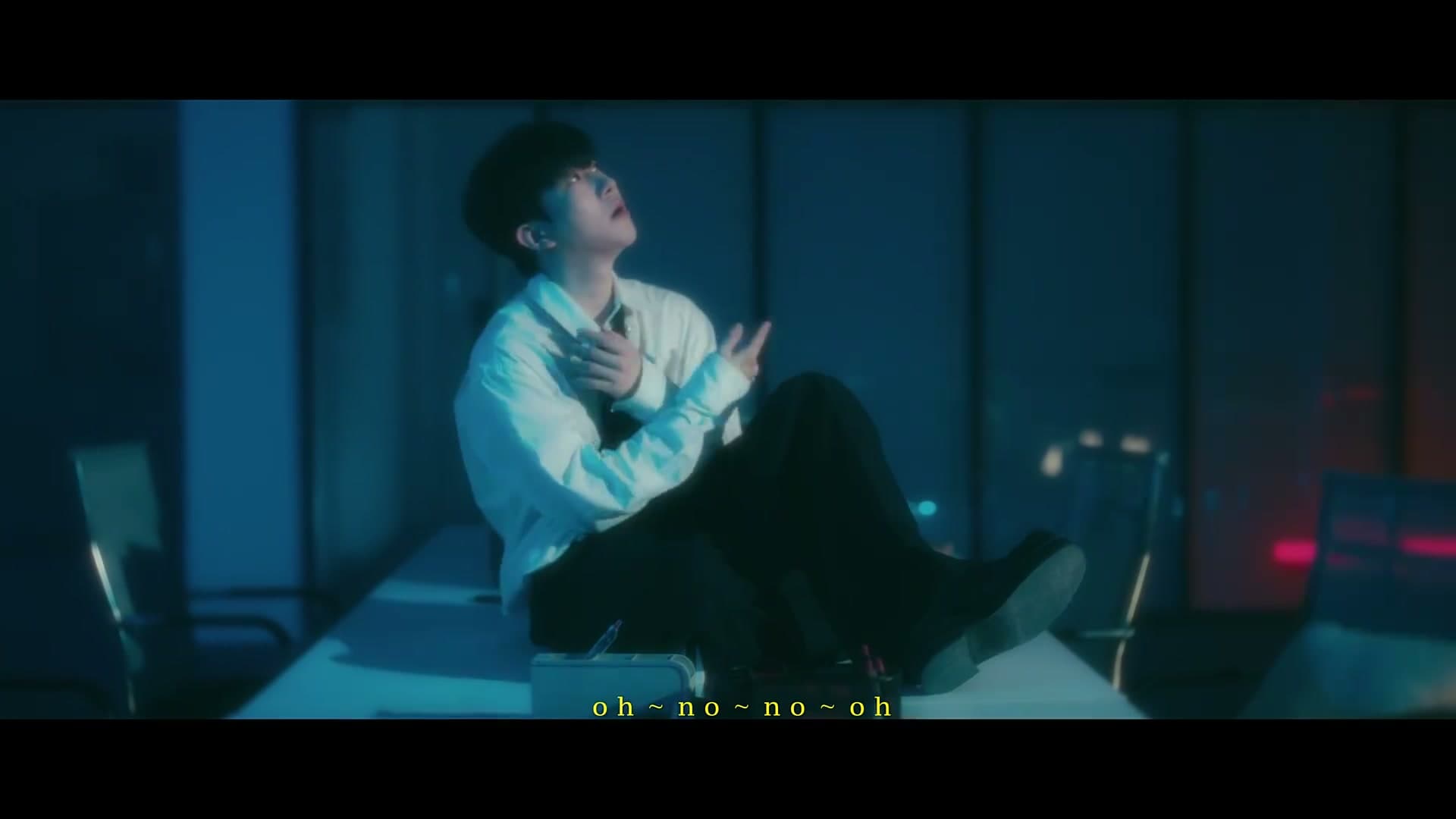 《Trash》—小包Zerinn Music Video footage 25