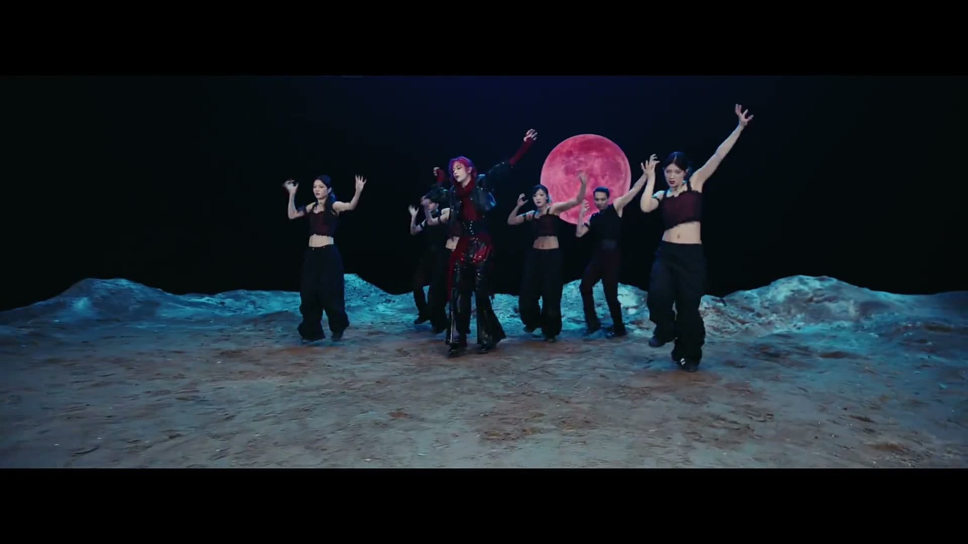 《Like an Animal》—孙滢皓Official Music Video footage 11