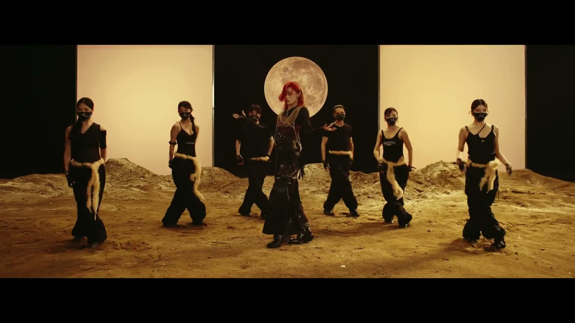 《Like an Animal》—孙滢皓Official Music Video footage 13