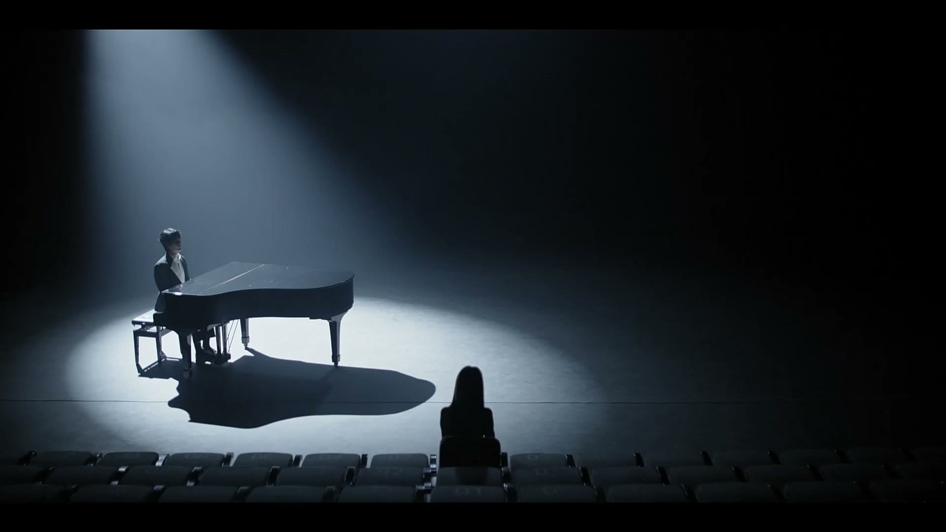 王赫野ft.陈卓璇《我们爱了这么多年》 footage 19